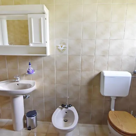 Apartment Einfache Und Geraeumige